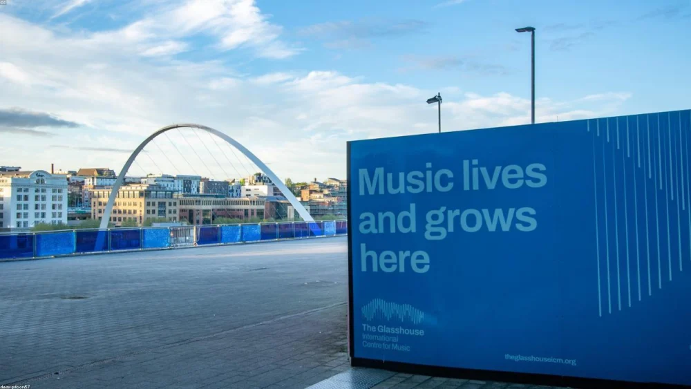 Harnessing Saffron’s Power: A Guide to Alleviating PMS Symptoms