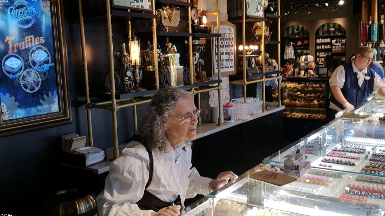 Savory vs Thyme: Which Herb is Better? A Culinary Guide